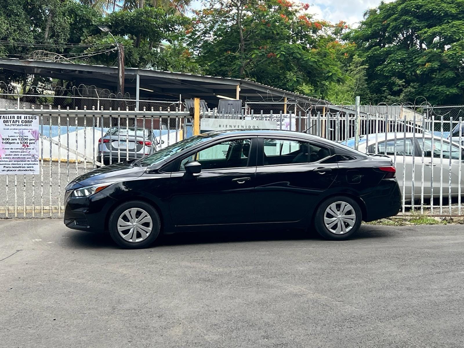 NISSAN VERSA